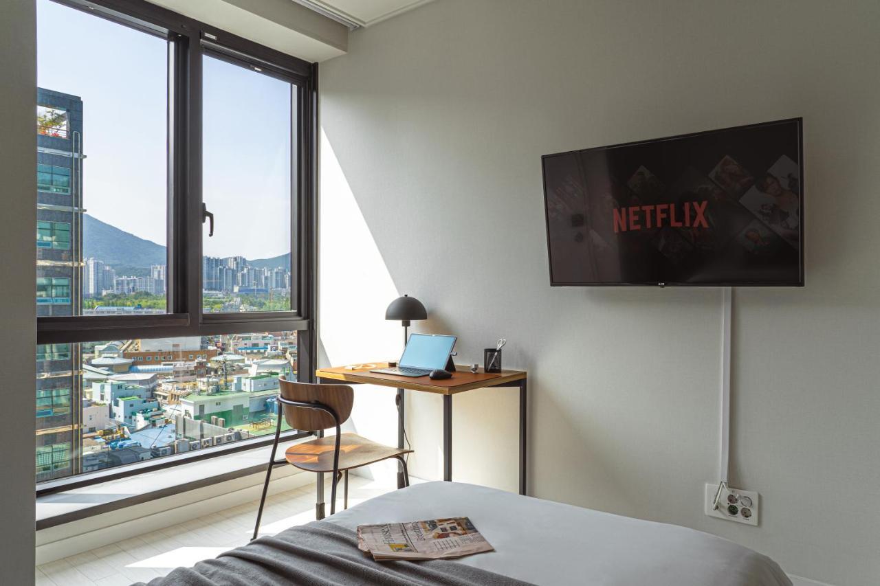 Urbanstay Seomyeon Busan Ngoại thất bức ảnh