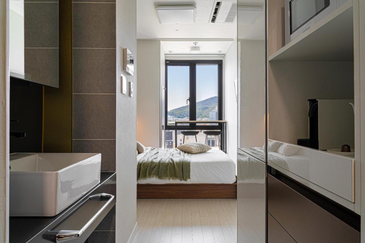 Urbanstay Seomyeon Busan Ngoại thất bức ảnh