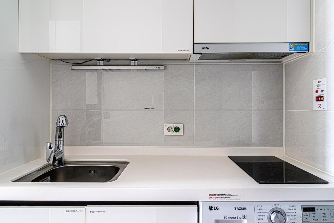 Urbanstay Seomyeon Busan Ngoại thất bức ảnh